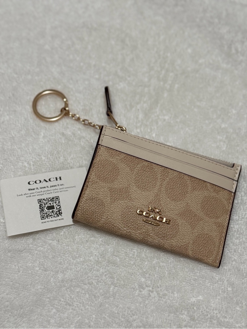 Coach Signature Tan & Cream Card Case Keyring